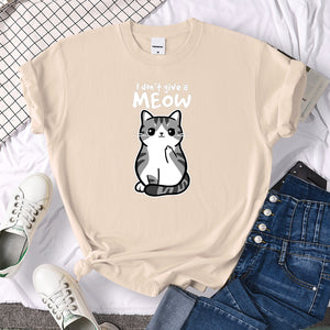 T-Shirts Cat Is Looking At The Cup Lovely Printed T Shirt For Woman Goth Korean Style Women Clothes Funny Vintage Womens Tshirt